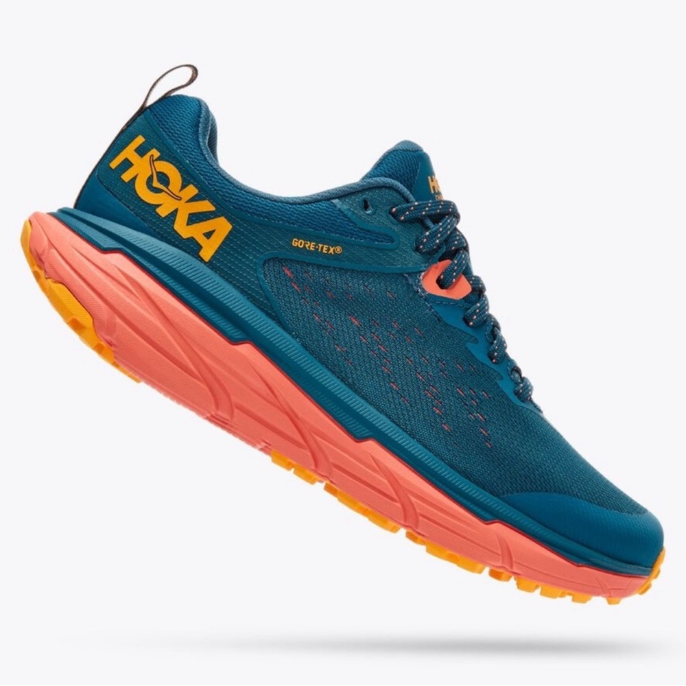 HOKA One Women’s Challenger ATR 6 Gor-Tex Size 6.5 Trail Running Outdoors